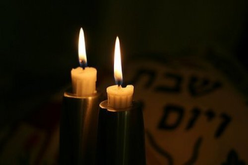 Horários de Acendimento das Velas de Shabat Parashat Balak em 08 de Julho de 2011